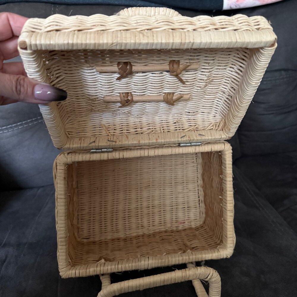 Vintage Woven Rattan Mini Basket With Handle - Picture 6 of 6
